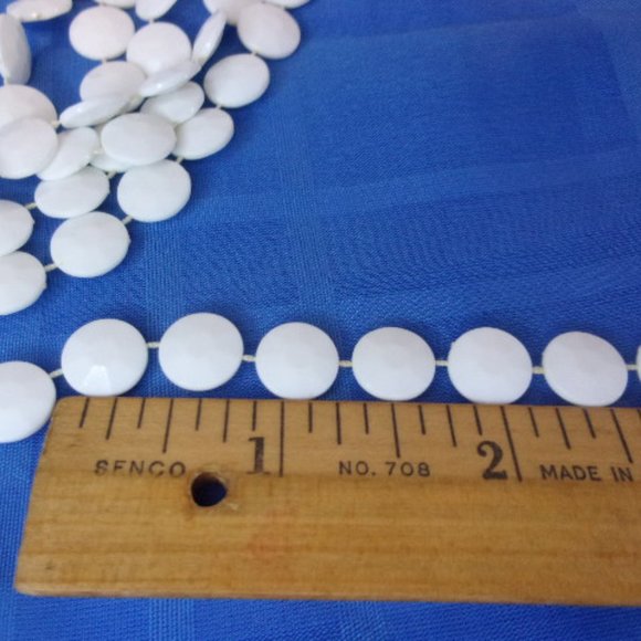 Vintage White Plastic Molded Disc Bead Necklace Set of 3 - Picture 5 of 5
